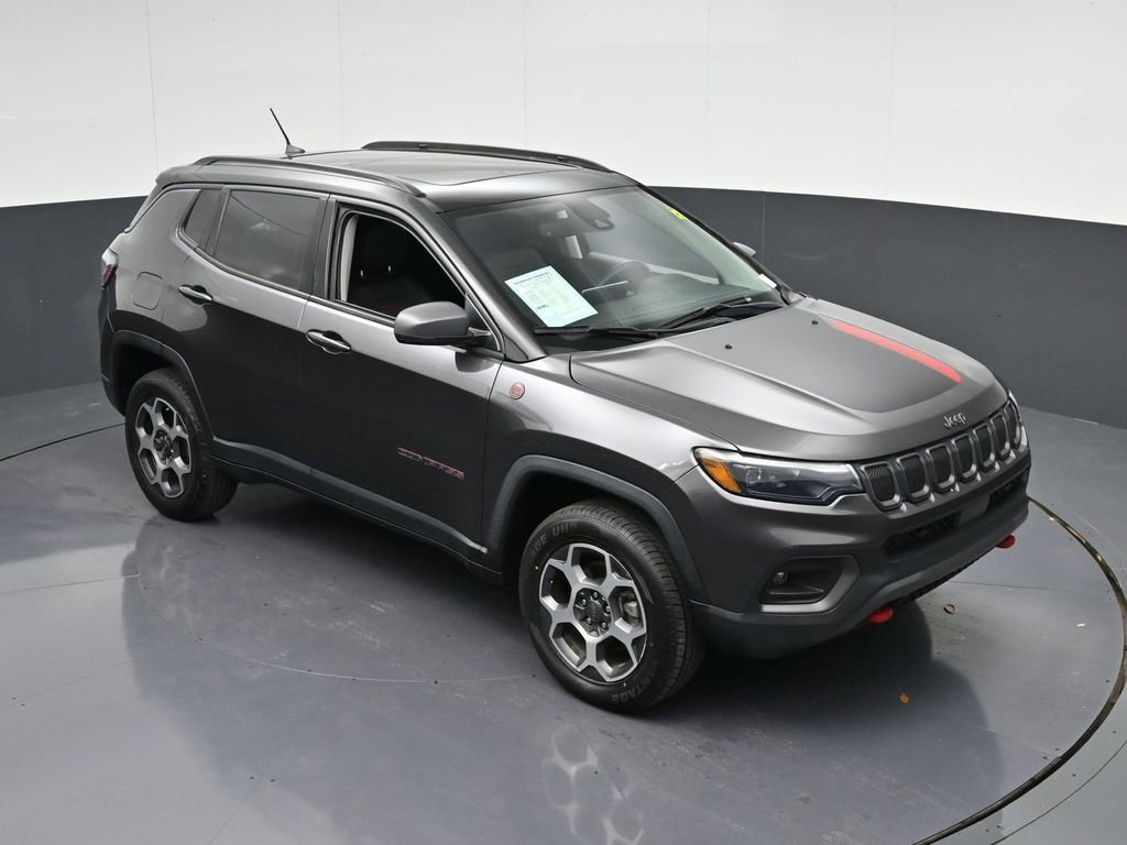 Used 2022 Jeep Compass Trailhawk w/ Trailhawk Elite Group image 27