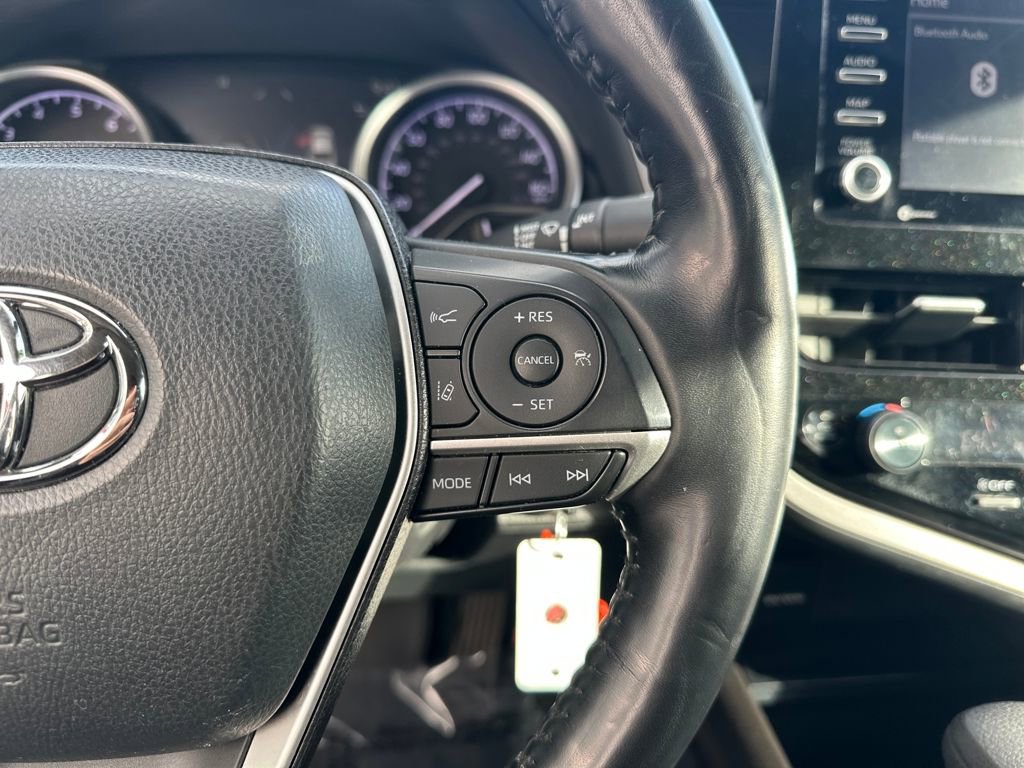 Used 2022 Toyota Camry LE image 20