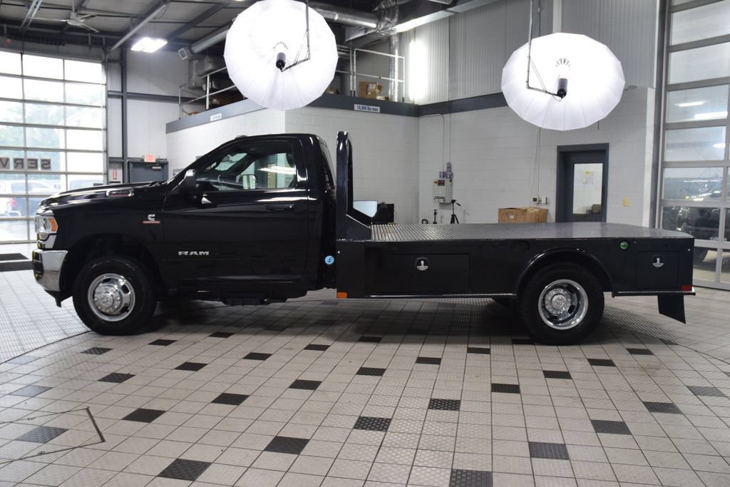Used 2022 RAM 3500 Tradesman AWD/4WD image 3
