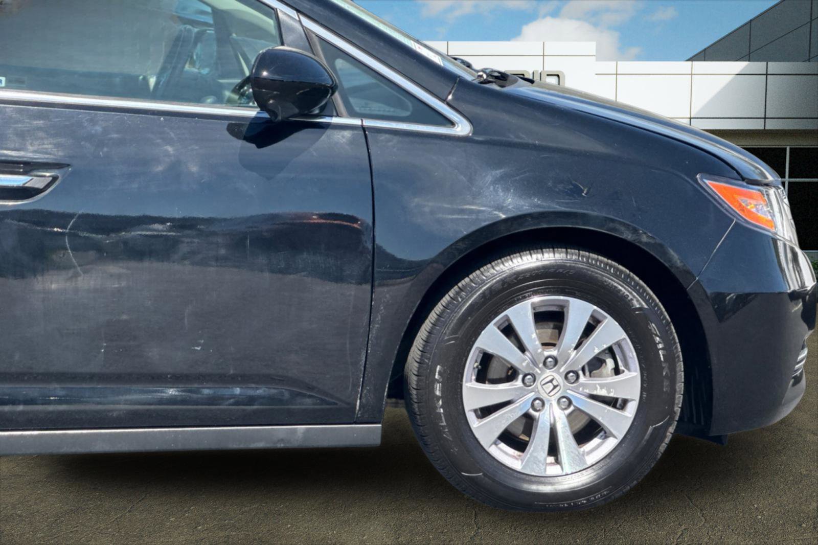 Used 2015 Honda Odyssey EX-L image 35