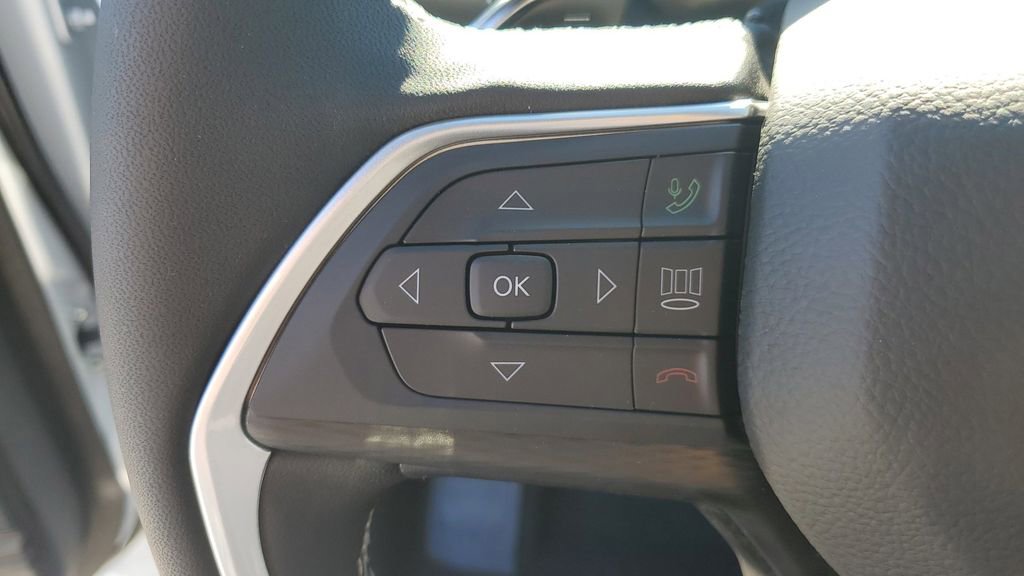 New 2025 Jeep Grand Cherokee L Altitude image 31