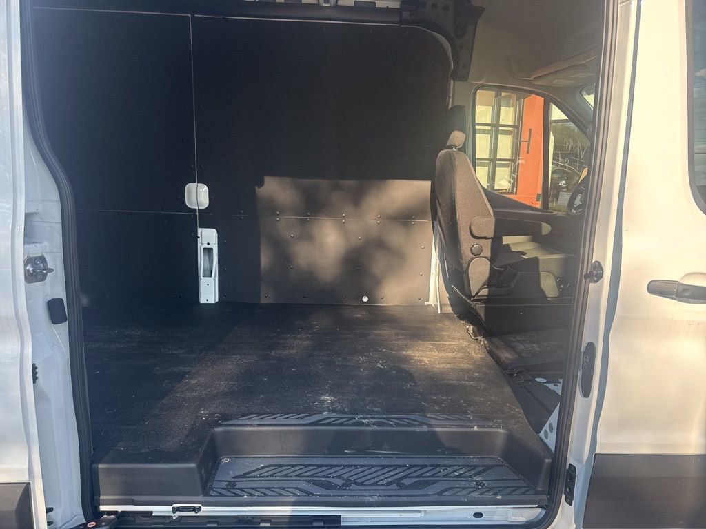 New 2024 Ford Transit 150 148 Medium Roof w/ Load Area Protection Package image 24