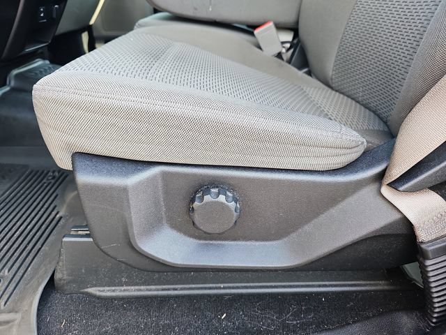 Used 2019 Ford F250 XLT w/ Snow Plow Prep Package AWD/4WD image 18