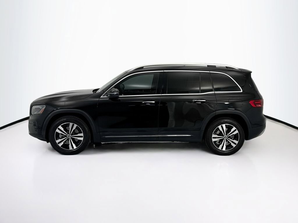 Used 2025 Mercedes-Benz GLB 250 image 8