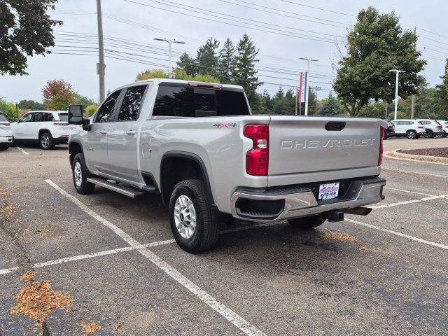 Used 2022 Chevrolet Silverado 2500 LT w/ Convenience Package AWD/4WD image 5
