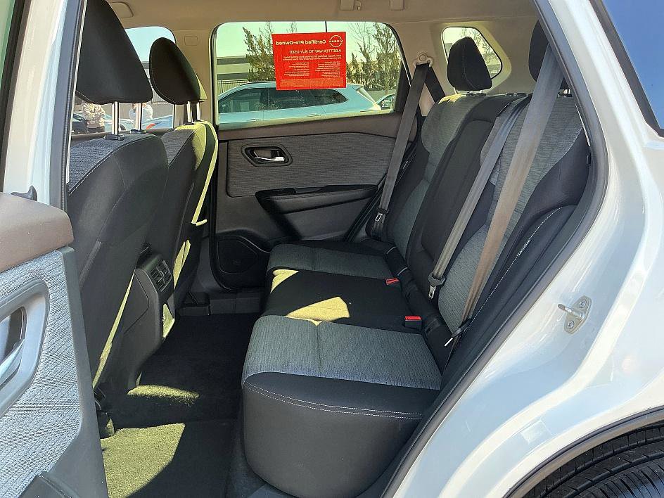 Certified 2023 Nissan Rogue SV image 23
