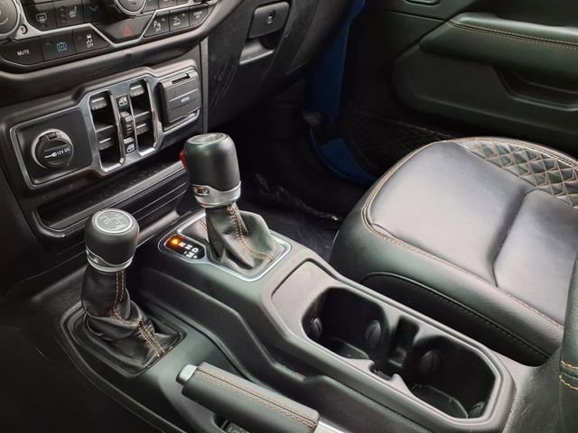 Used 2022 Jeep Wrangler Unlimited Sahara image 18