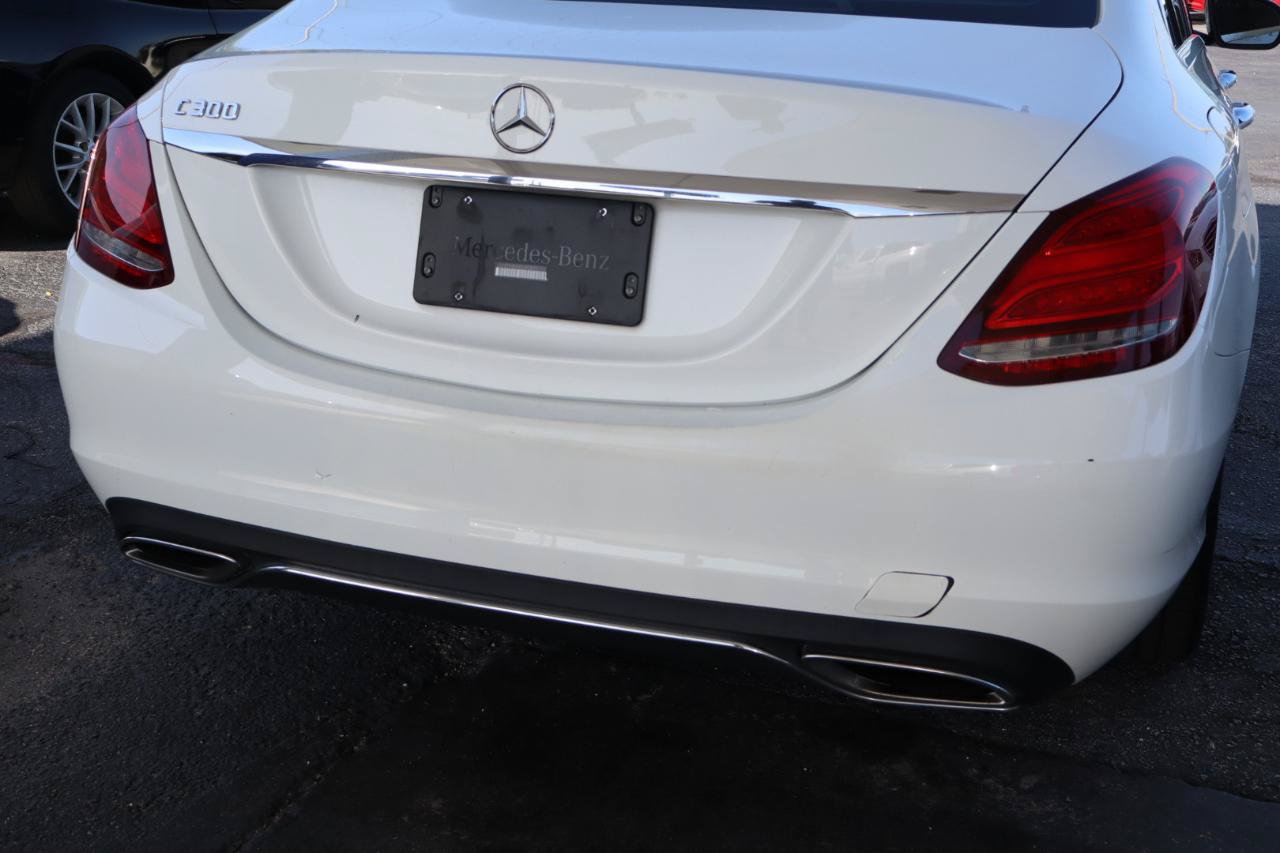 Used 2017 Mercedes-Benz C 300 Sedan image 9