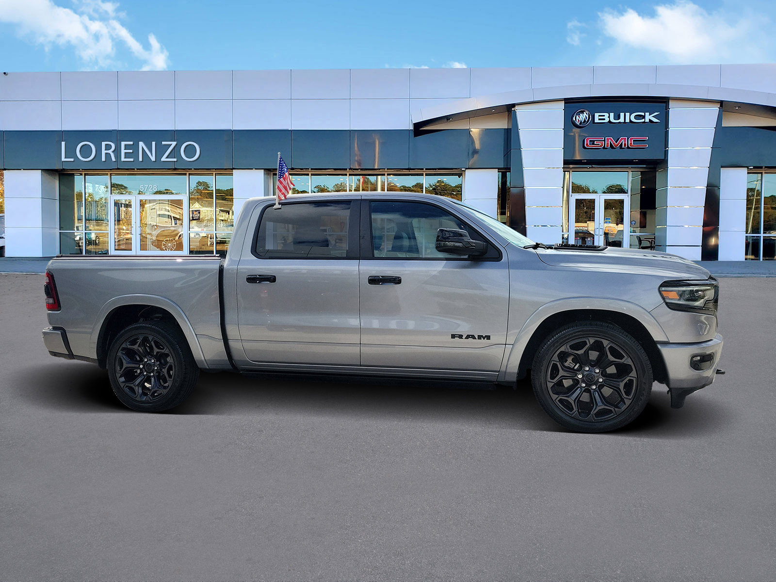 Used 2024 RAM 1500 Limited AWD/4WD image 4