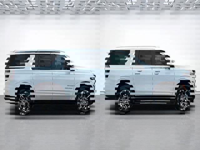 New 2026 Chevrolet Suburban Premier image 3