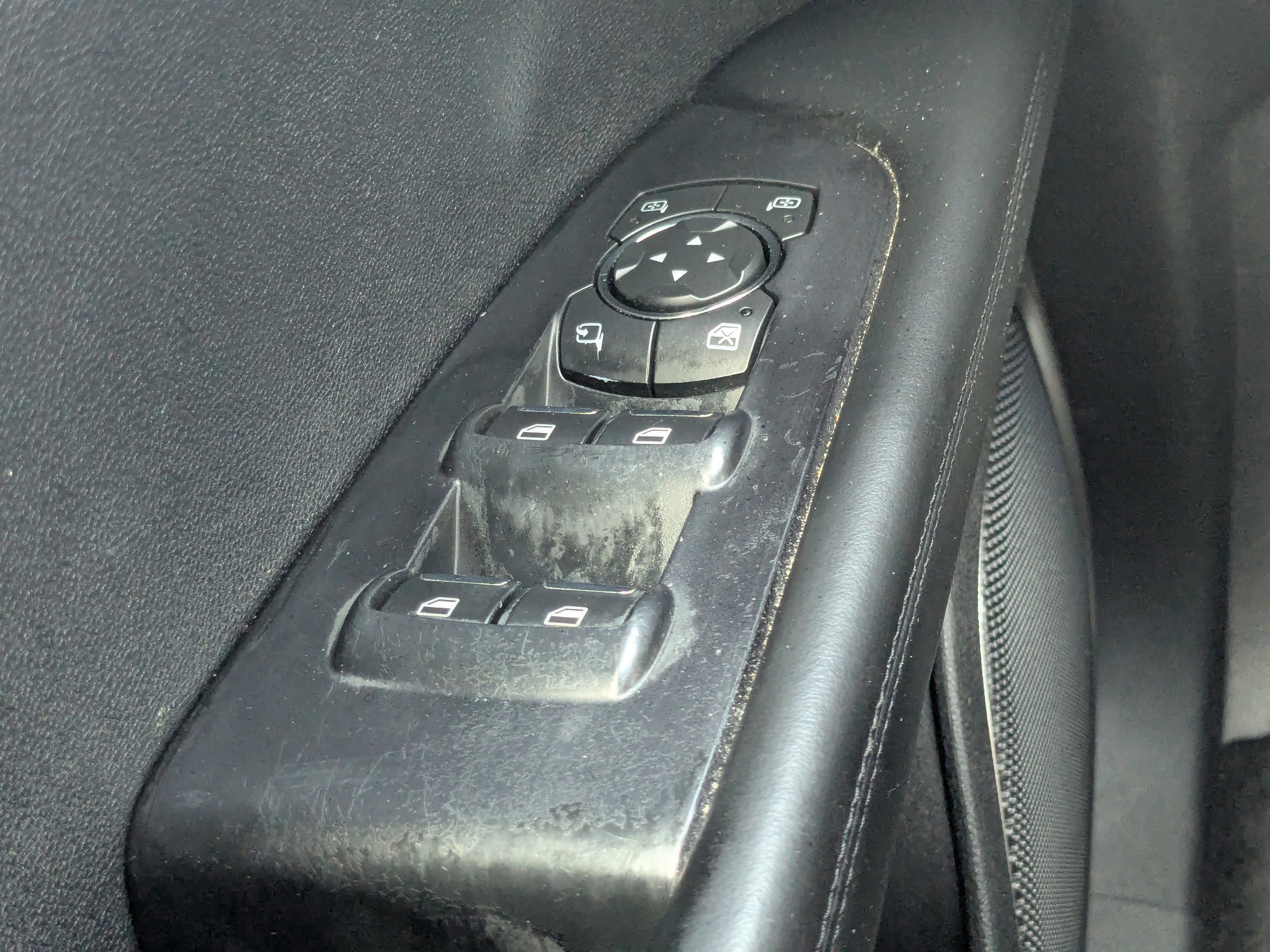 Used 2017 Lincoln MKX Reserve image 34