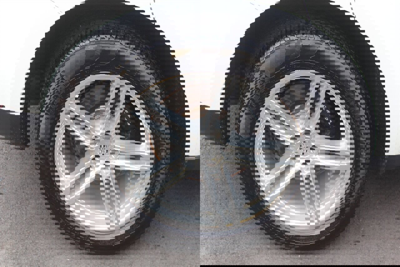 Used 2017 Porsche Macan image 23