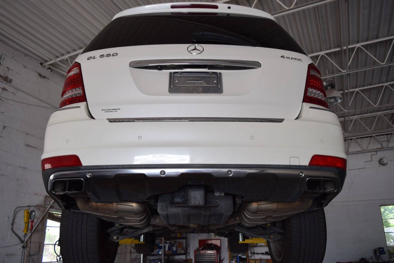 Used 2011 Mercedes-Benz GL 550 4MATIC image 91