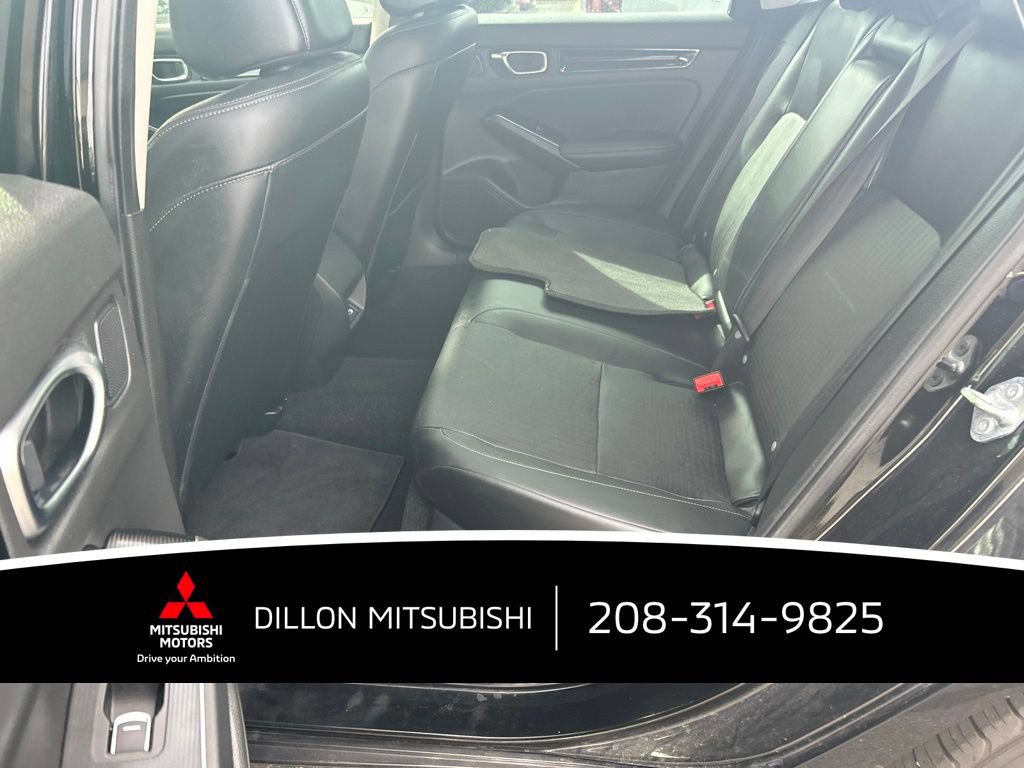 Used 2022 Honda Civic Touring image 4
