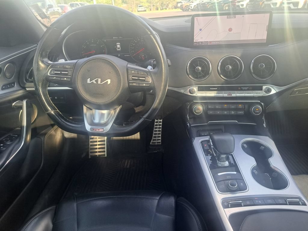 Used 2022 Kia Stinger GT2 AWD/4WD image 13