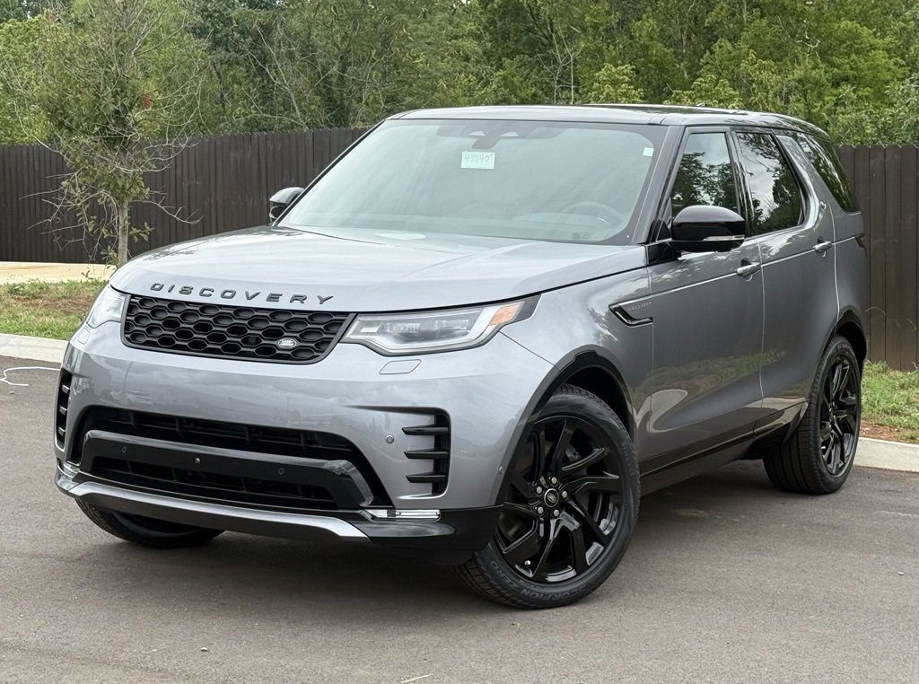 New 2025 Land Rover Discovery Dynamic SE
