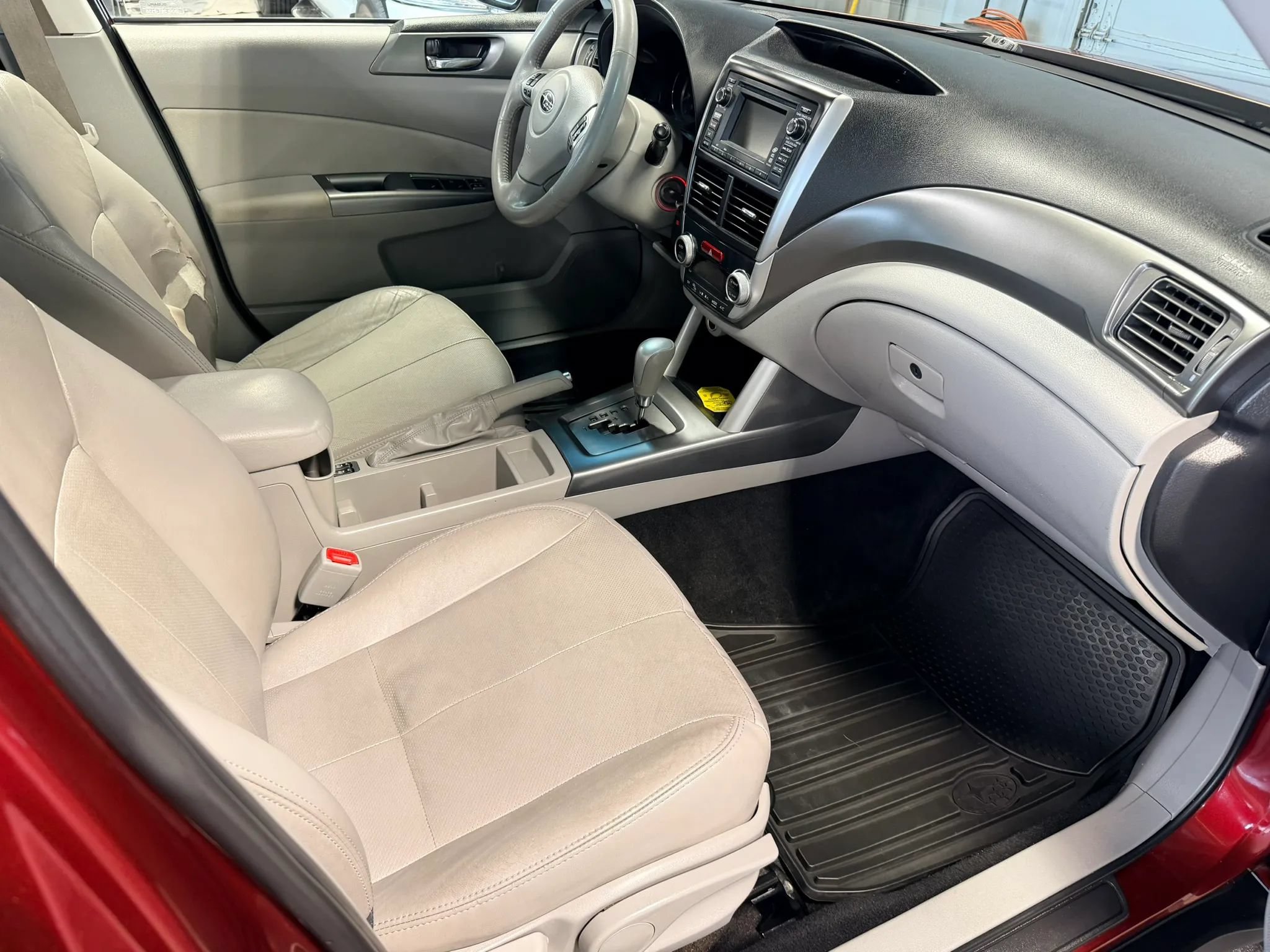 Used 2012 Subaru Forester 2.5X Touring AWD/4WD image 12