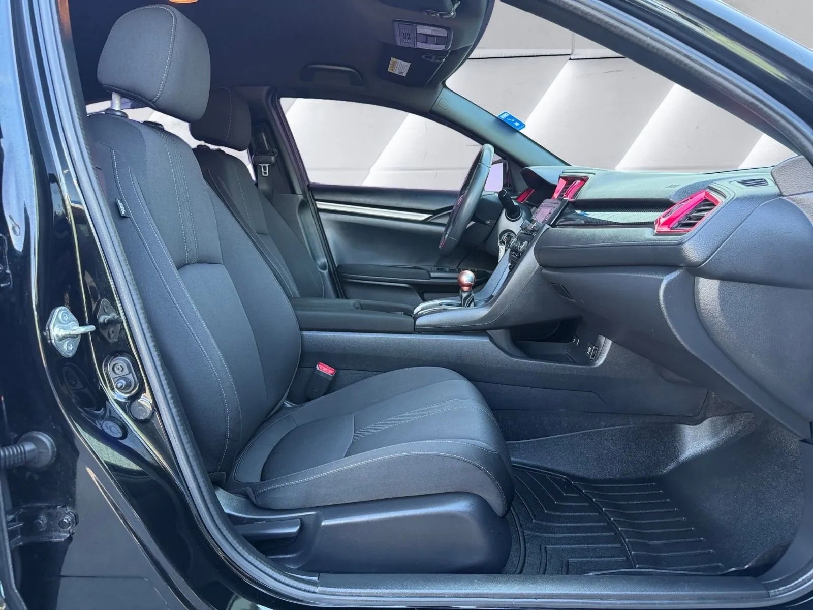 Used 2017 Honda Civic Sport image 20