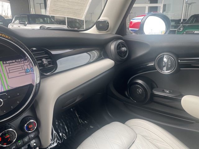 Used 2024 MINI Cooper SE image 19
