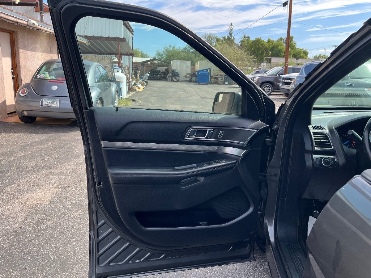 Used 2019 Ford Explorer XLT FWD image 26