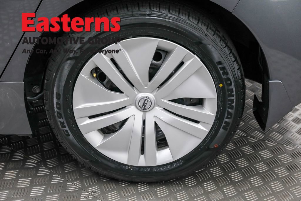 Used 2023 Nissan Leaf S image 32