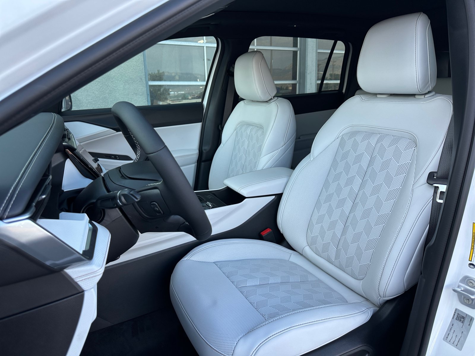 New 2026 Jeep Cherokee Overland AWD/4WD image 14