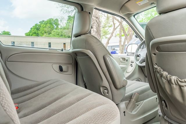 Used 2005 Dodge Grand Caravan SE w/ Popular Equipment Group I image 36