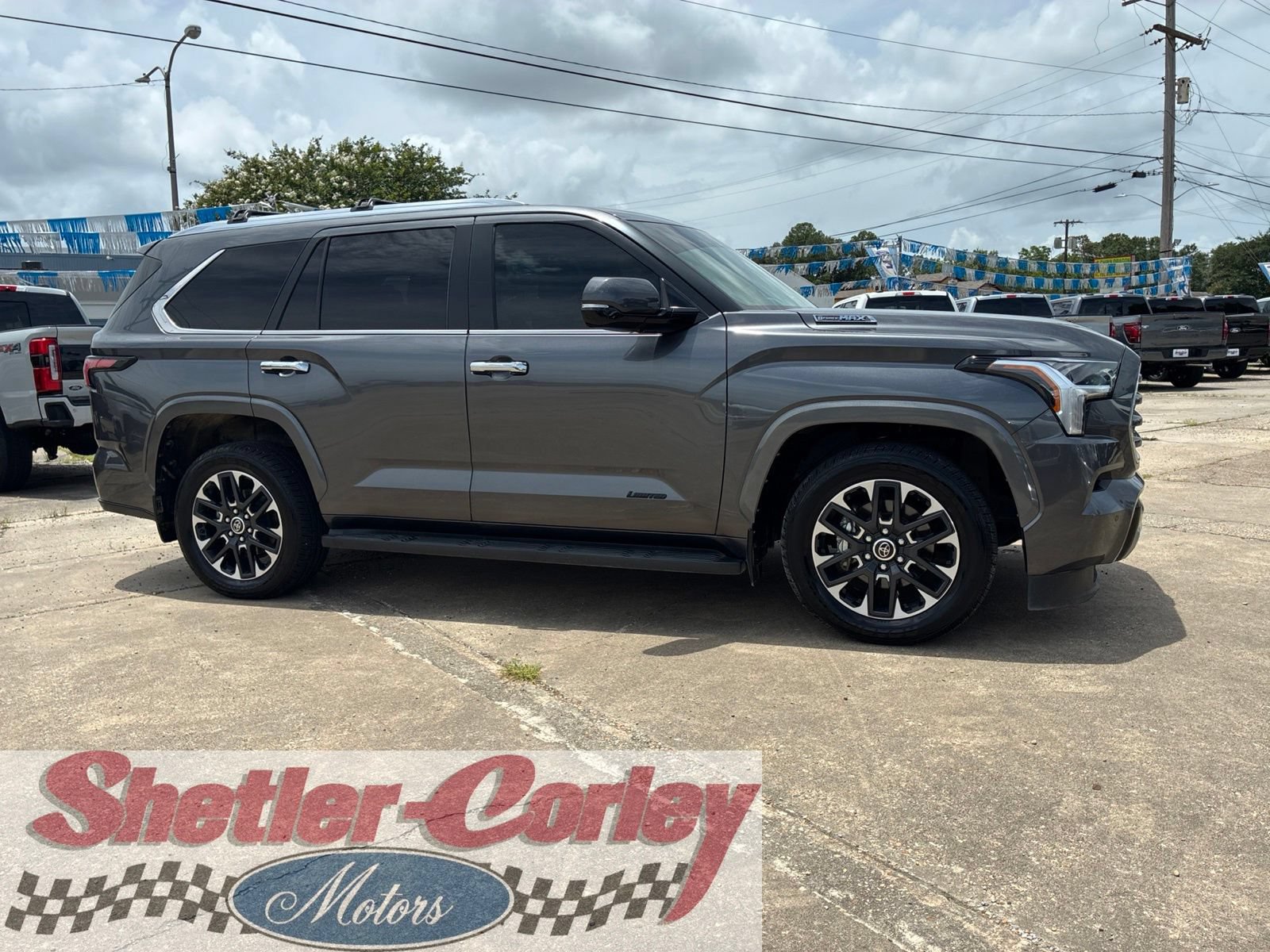 Used 2024 Toyota Sequoia Limited AWD/4WD image 1