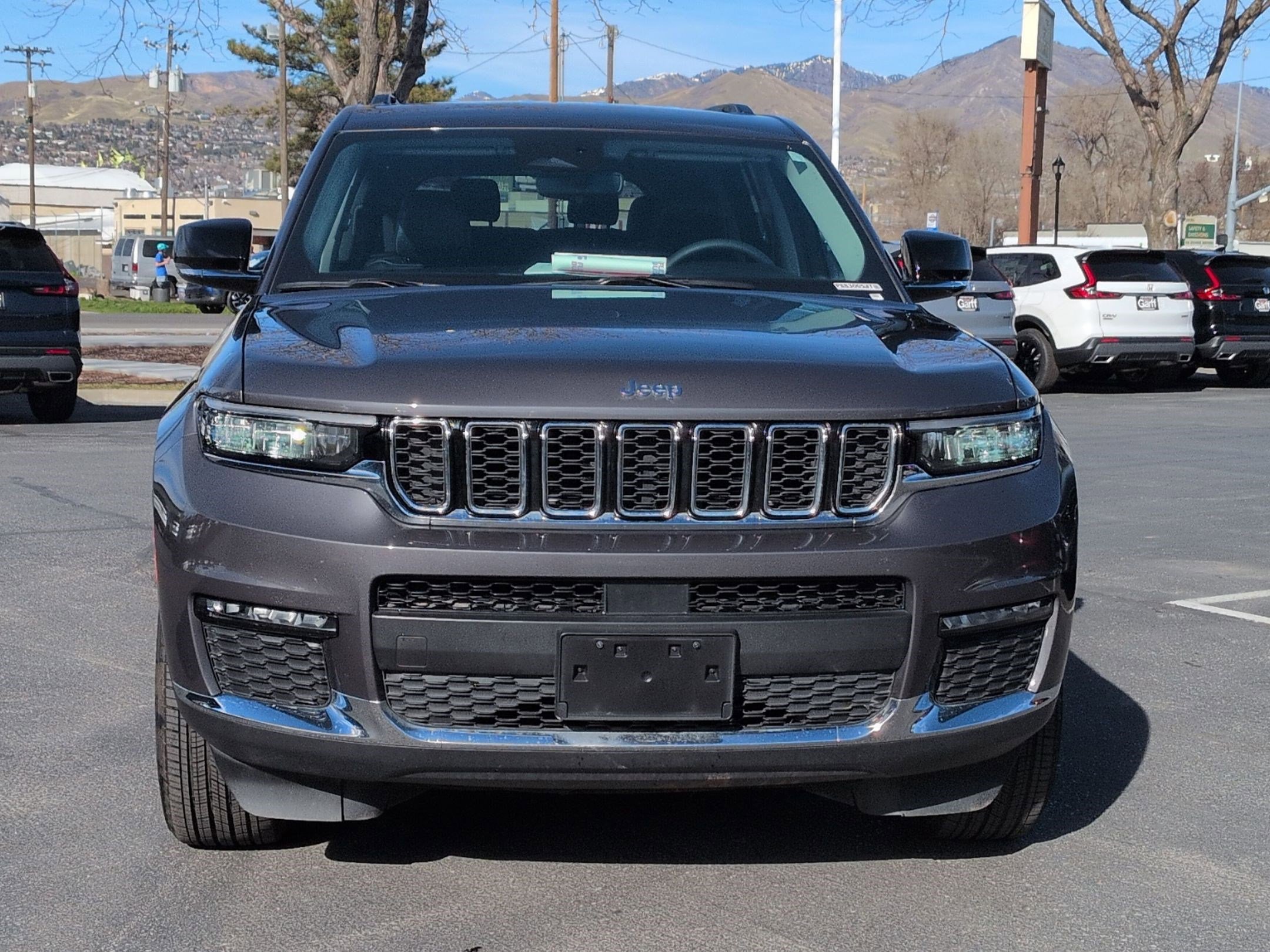 Used 2023 Jeep Grand Cherokee L Limited w/ Trailer Tow Group (B) image 12