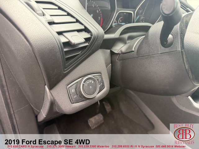 Used 2019 Ford Escape SE AWD/4WD image 37