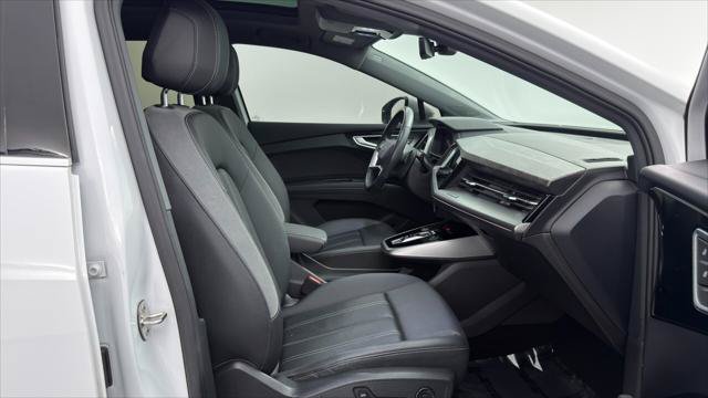 Used 2023 Audi Q4 e-tron Premium Plus w/ Premium Plus RWD image 19