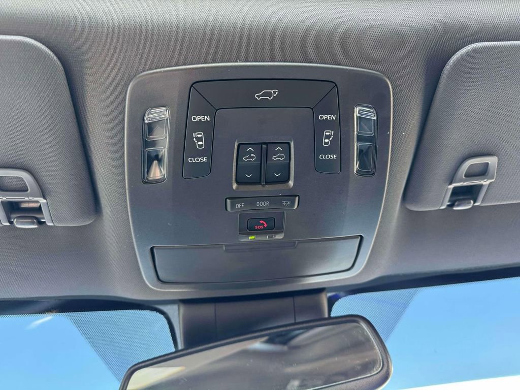 Used 2024 Toyota Sienna XSE w/ XSE Plus Package image 34