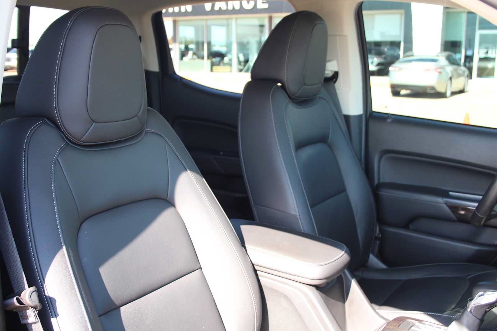 Used 2022 GMC Canyon Elevation w/ Elevation Premium Package AWD/4WD image 21