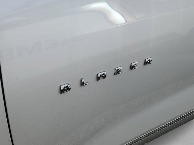 Used 2021 Chevrolet Blazer Premier w/ Driver Confidence II Package AWD/4WD image 4