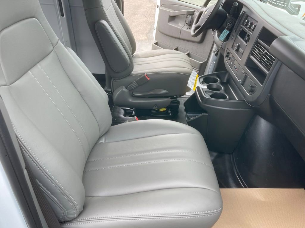New 2025 Chevrolet Express 2500 w/ Driver Convenience Package RWD image 16