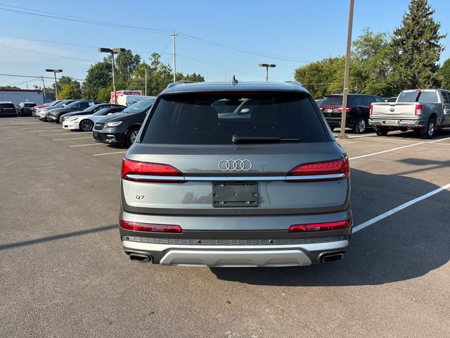 Used 2025 Audi Q7 3.0T Premium Plus AWD/4WD image 31