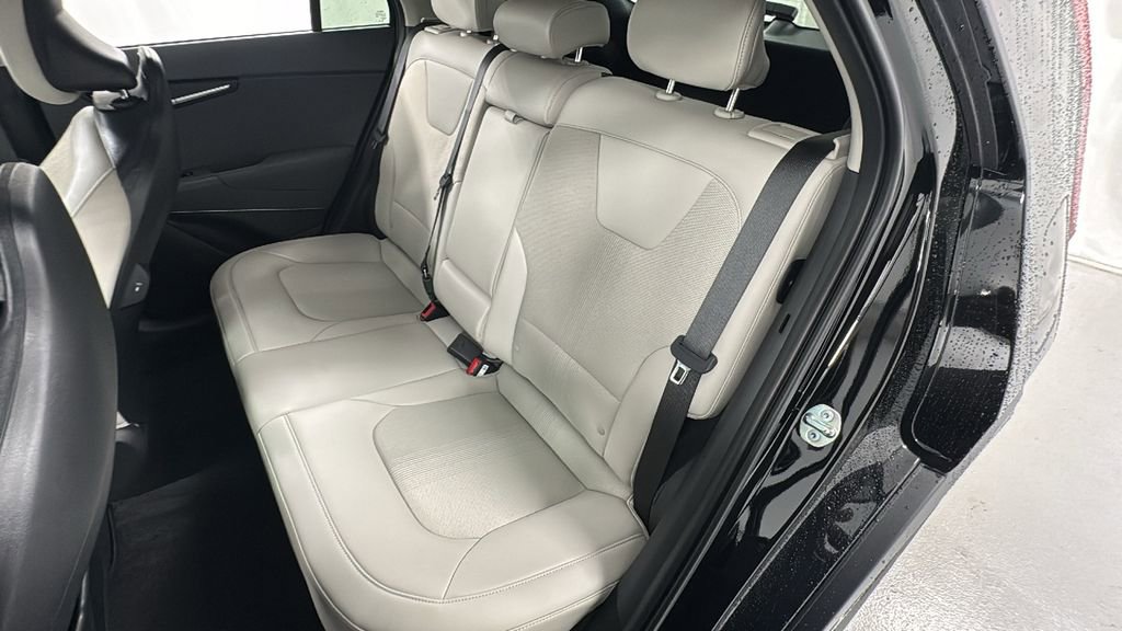 New 2025 Kia Niro EX image 12