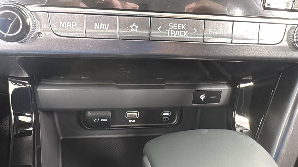 New 2026 Kia Seltos SX w/ SX Sunroof Package image 29