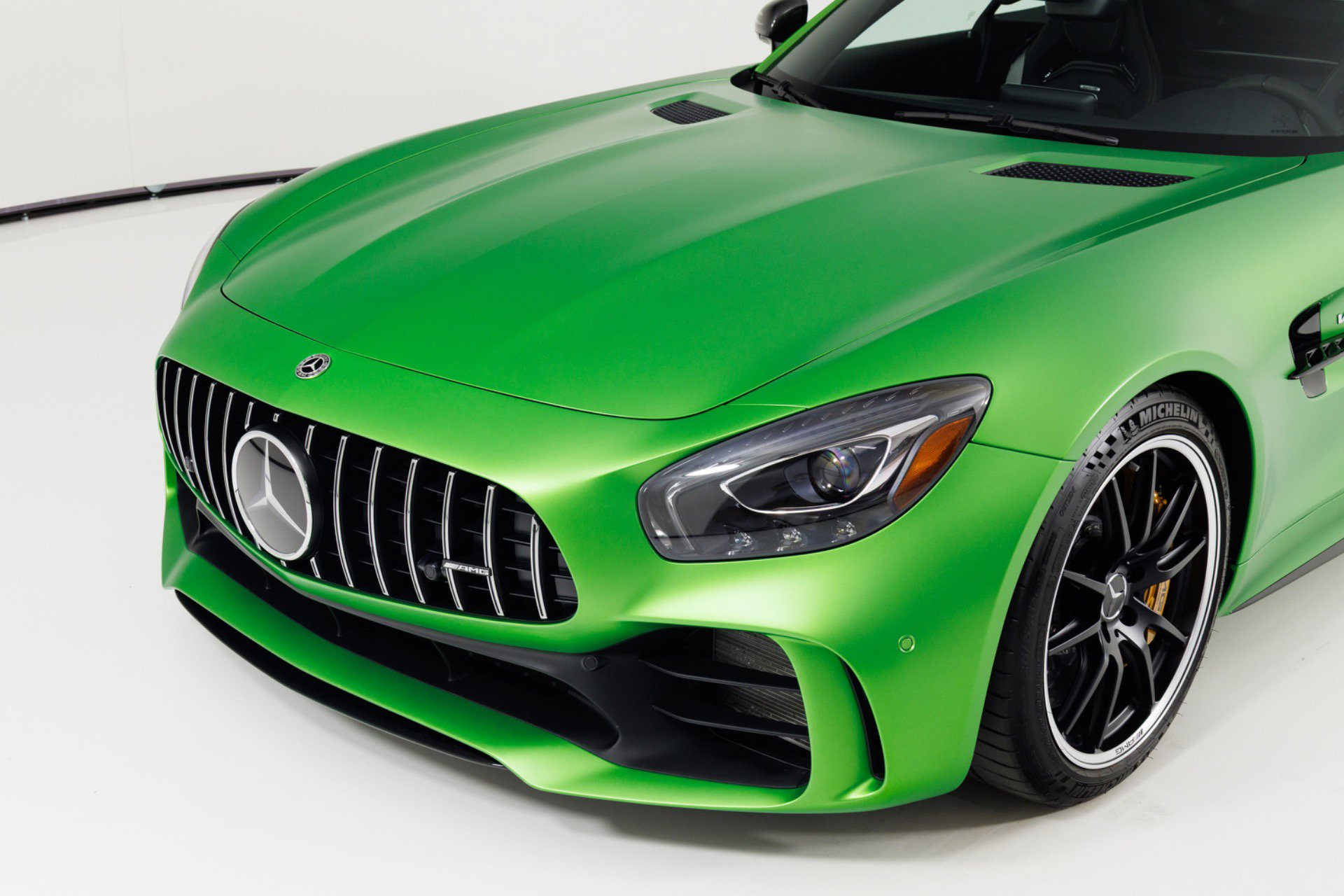 Used 2018 Mercedes-Benz AMG GT R image 50