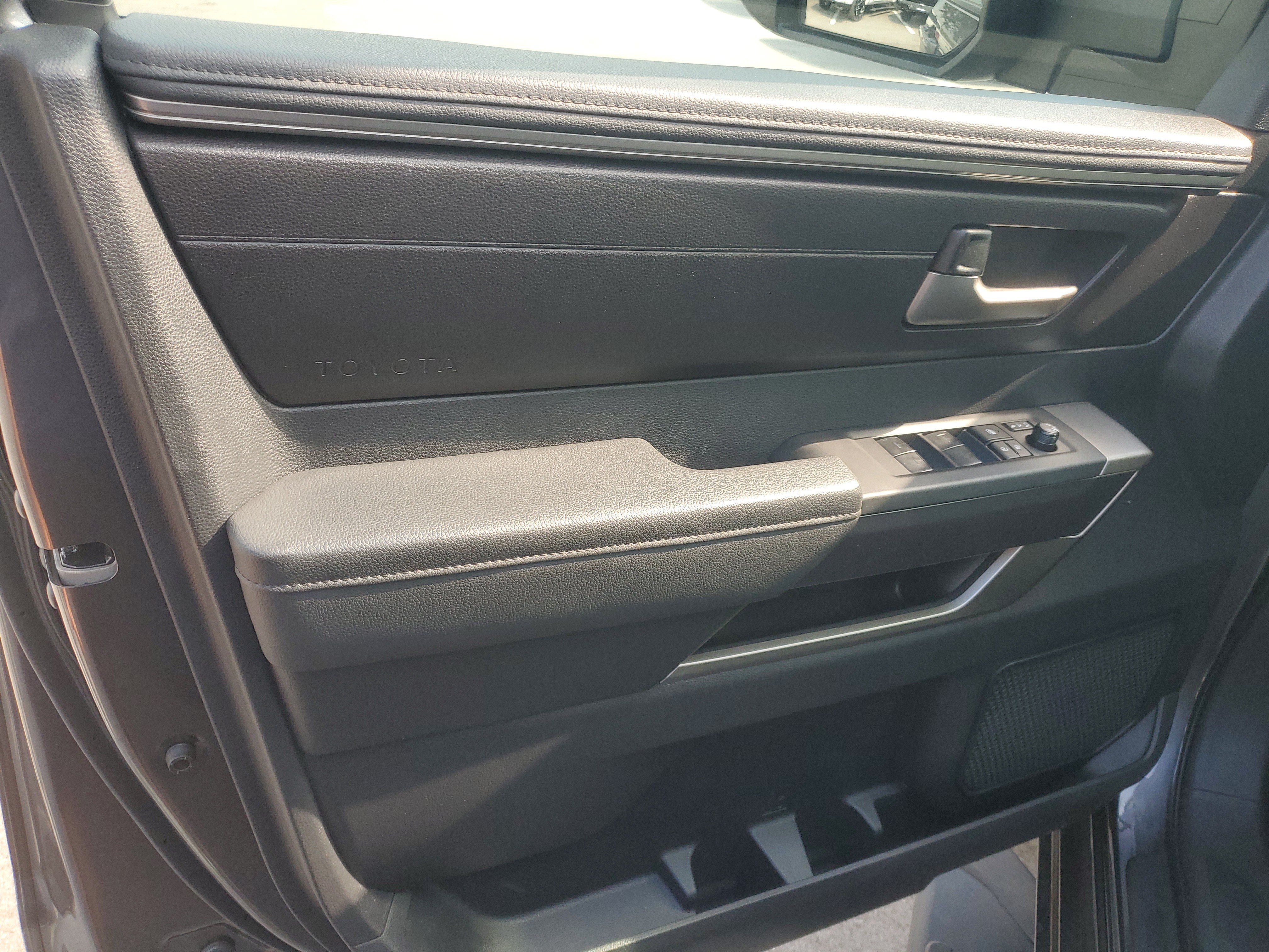 Used 2023 Toyota Tundra SR5 w/ SR5 Premium Package AWD/4WD image 11