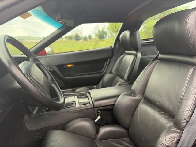 Used 1992 Chevrolet Corvette Coupe RWD image 7