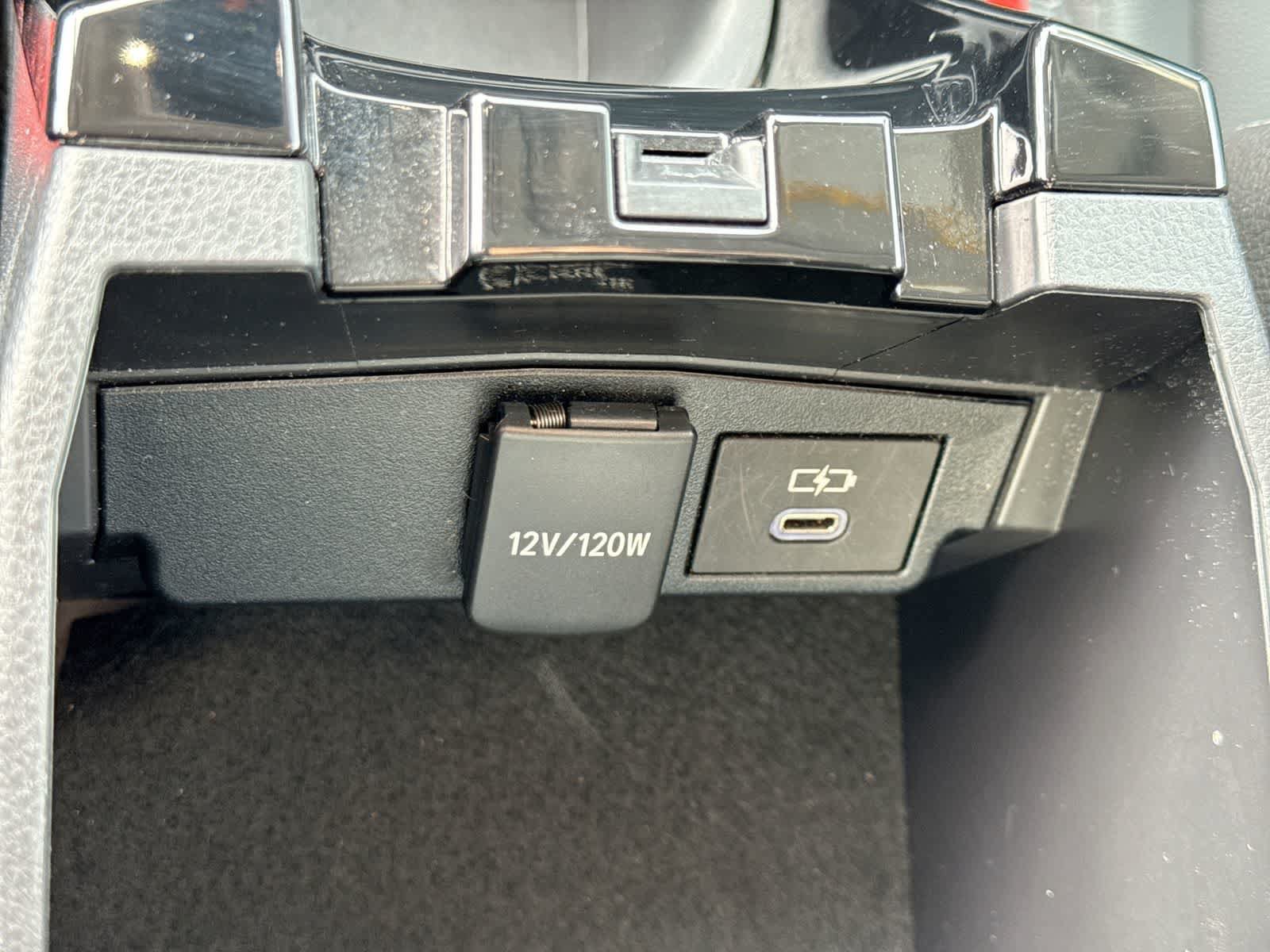 Used 2025 Toyota Corolla Cross XLE FWD image 38