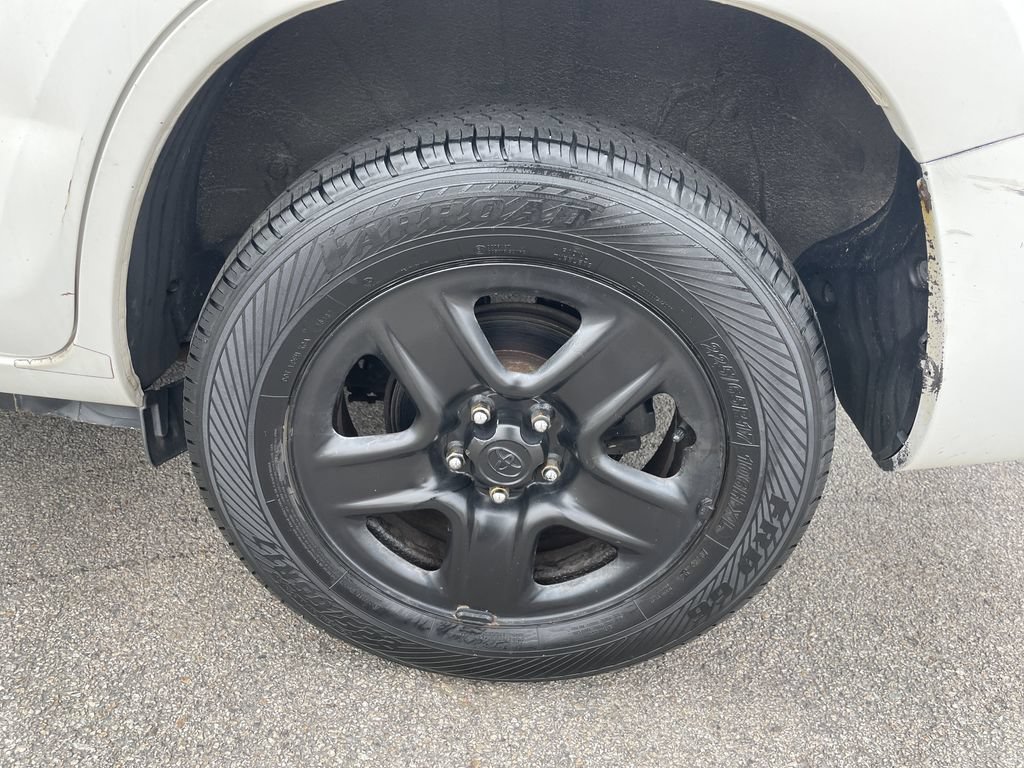 Used 2006 Toyota RAV4 2WD image 10