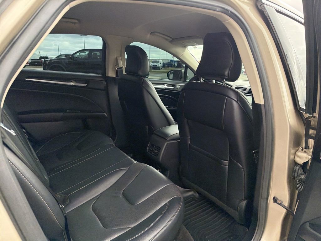 Used 2017 Ford Fusion Titanium image 19