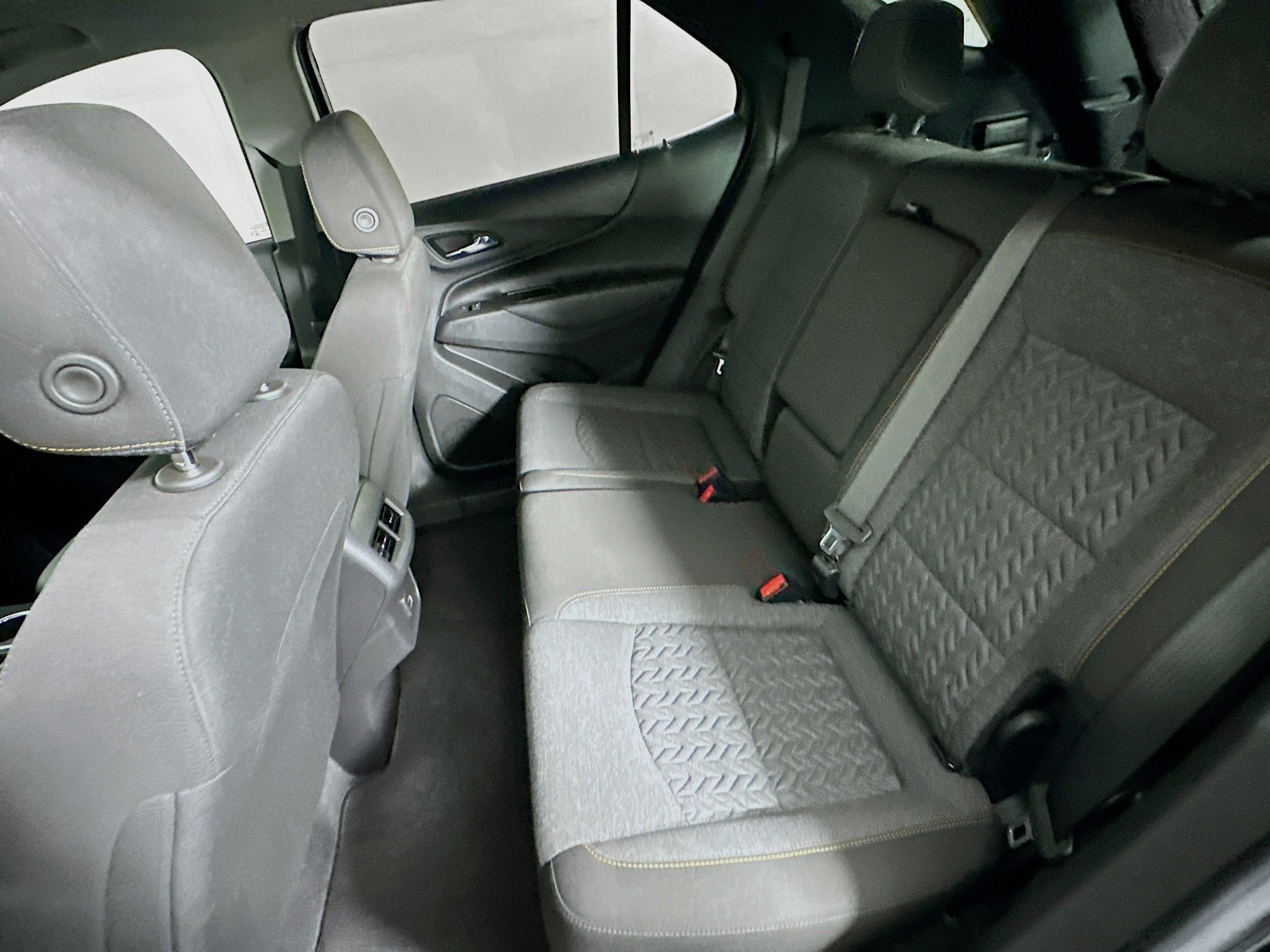 Used 2023 Chevrolet Equinox LT image 26