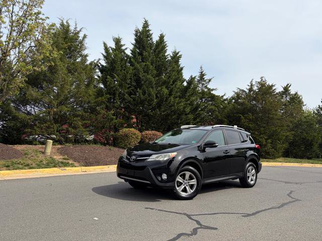 Used 2015 Toyota RAV4 XLE AWD/4WD image 1