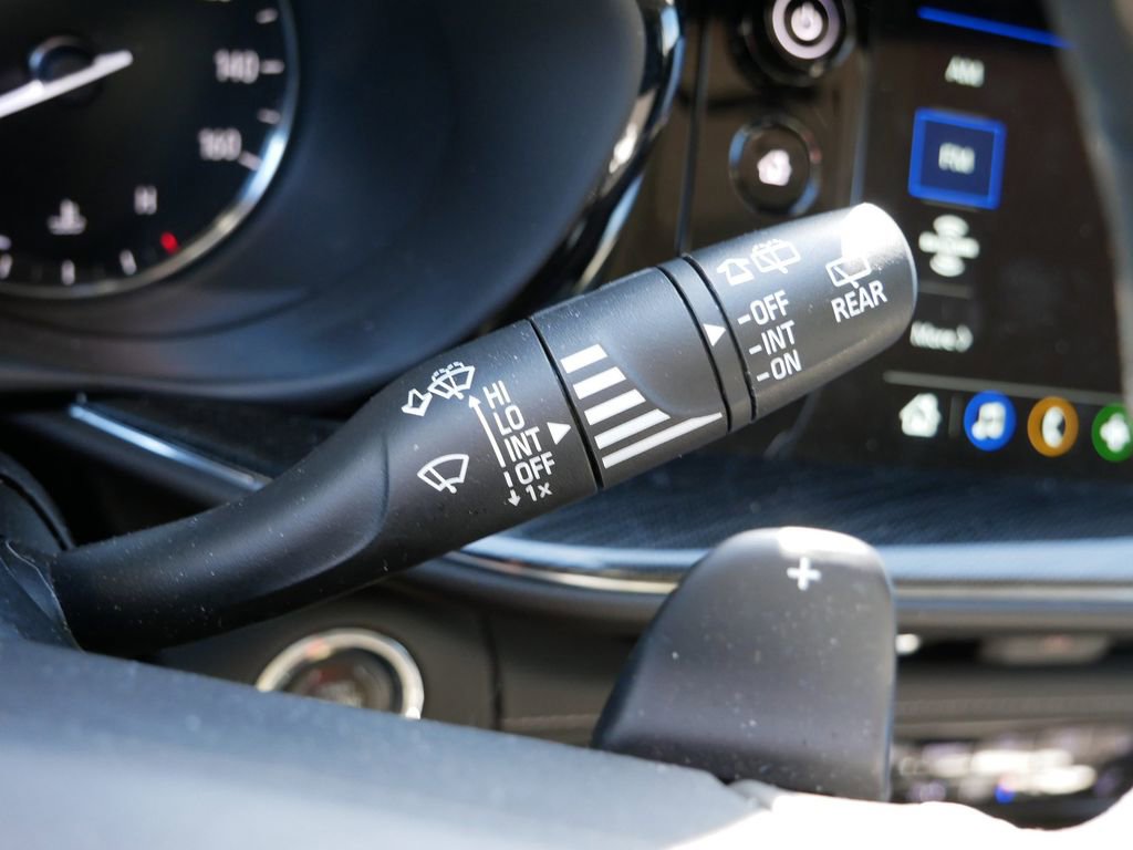 Used 2023 Buick Envision Preferred image 26