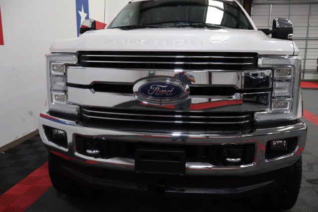 Used 2017 Ford F350 Lariat w/ Lariat Ultimate Package AWD/4WD image 5