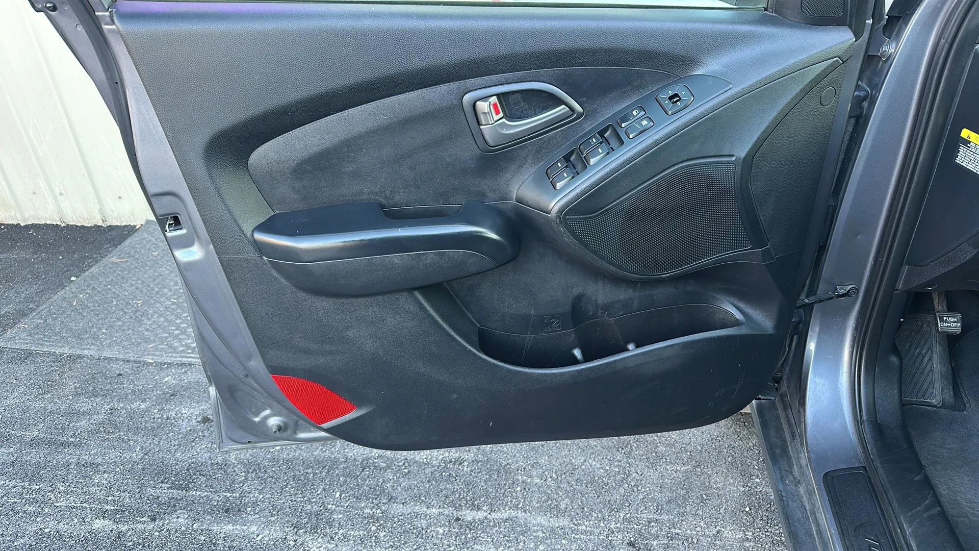 Used 2014 Hyundai Tucson GLS image 2