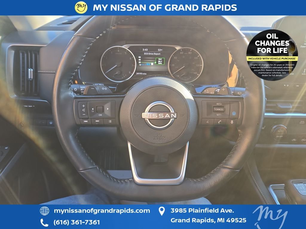Used 2023 Nissan Pathfinder SL image 31